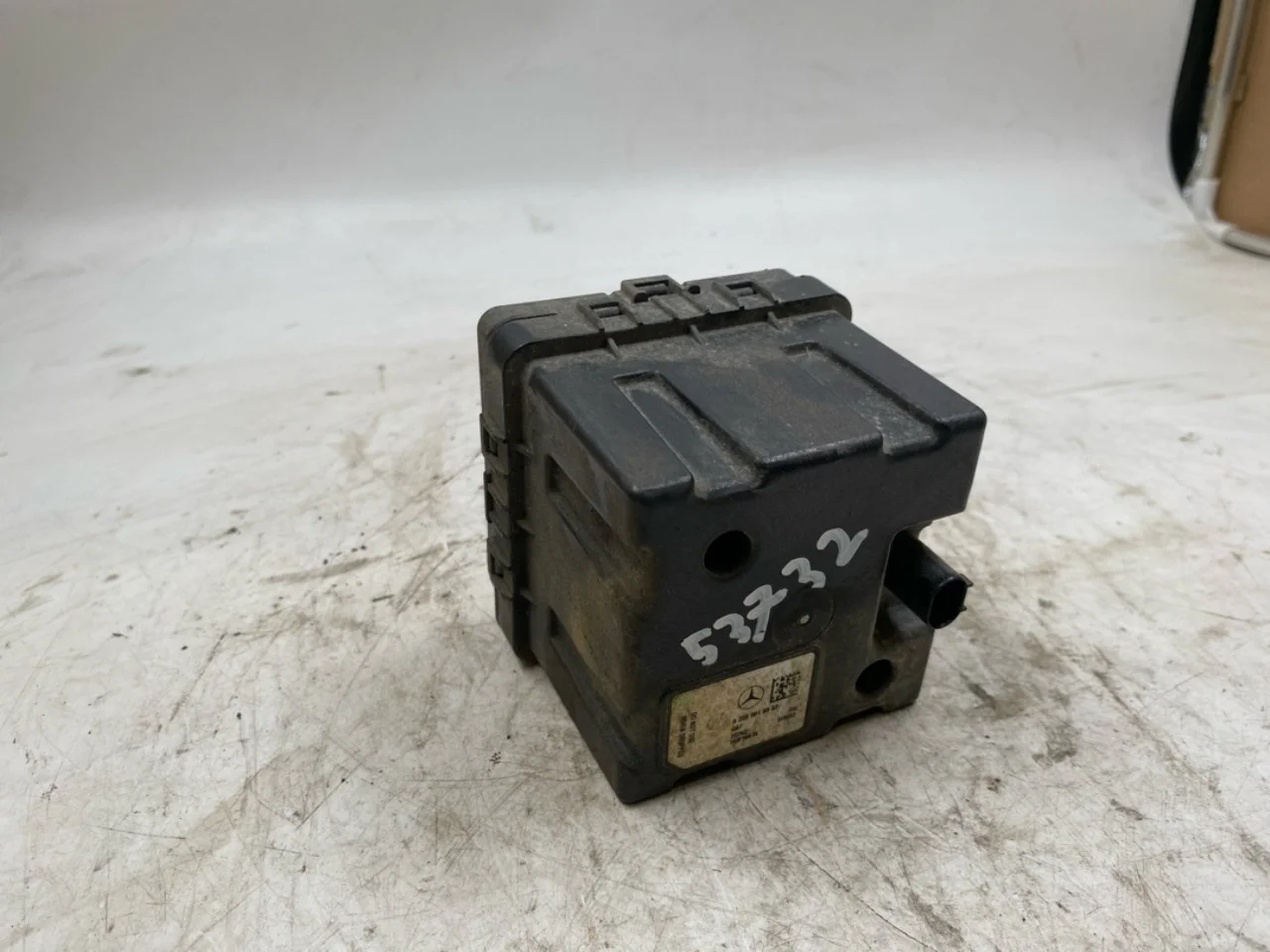 Mercedes EQS SUV X296 2022- Difuzor sunet motor vedere 2