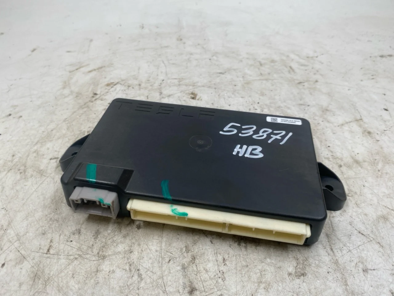Tesla MODEL X 2016- Door control unit