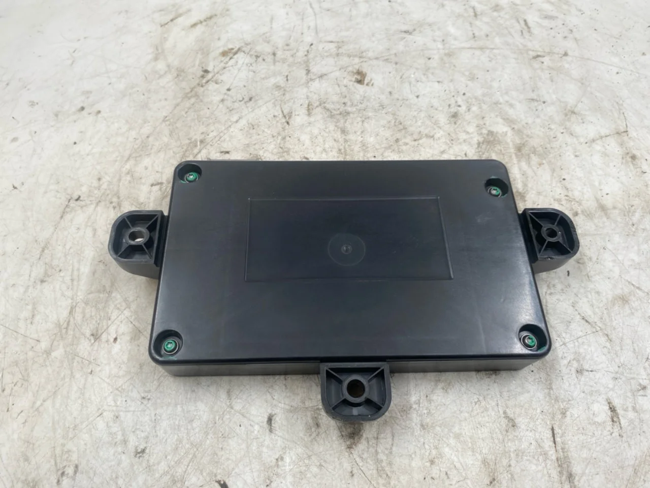 Tesla MODEL X 2016- Door control unit view 2