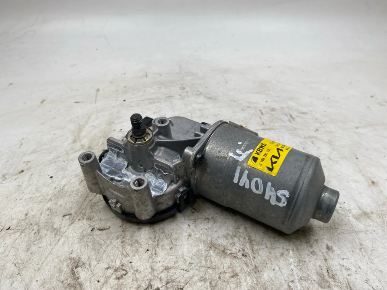 Ablaktörlő motor, szélvédő