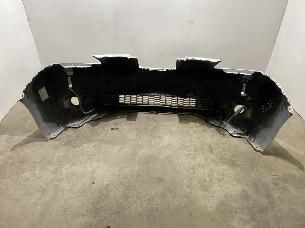 Nissan LEAF 2011-17 Lökhárító, első nézet 4