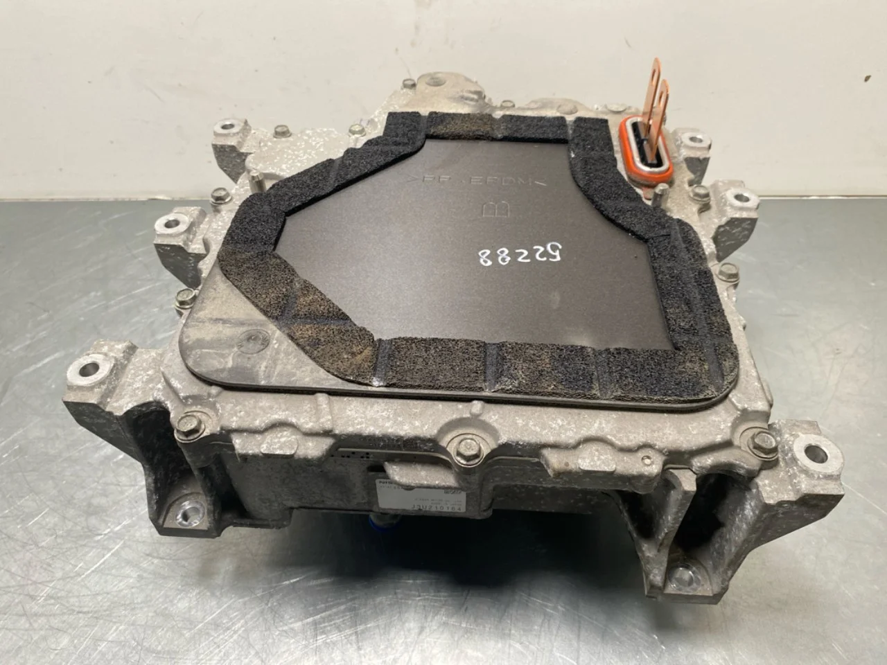 Nissan LEAF 2017-24 Inverter, 12-220V