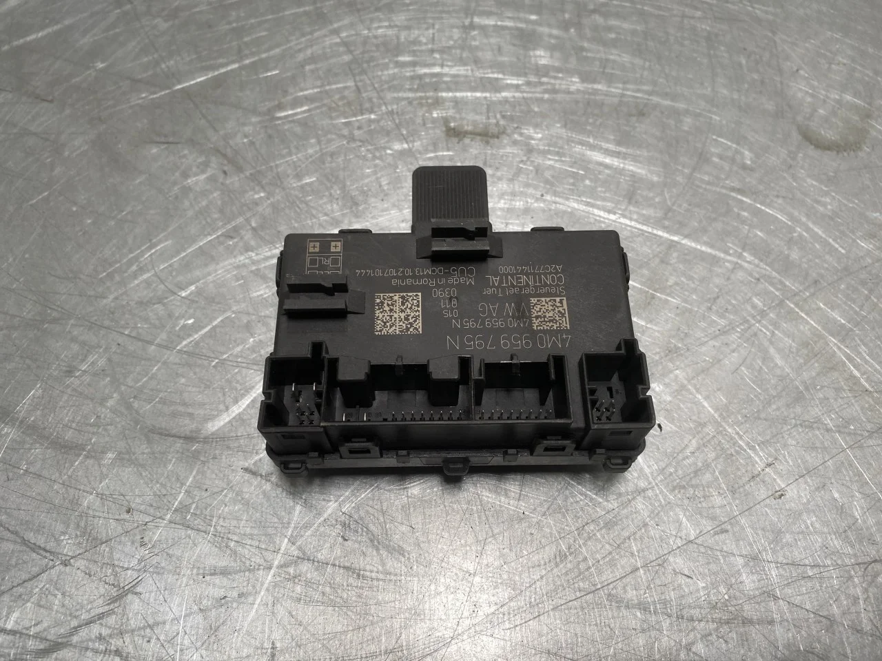 Porsche TAYCAN 2020- Door control unit