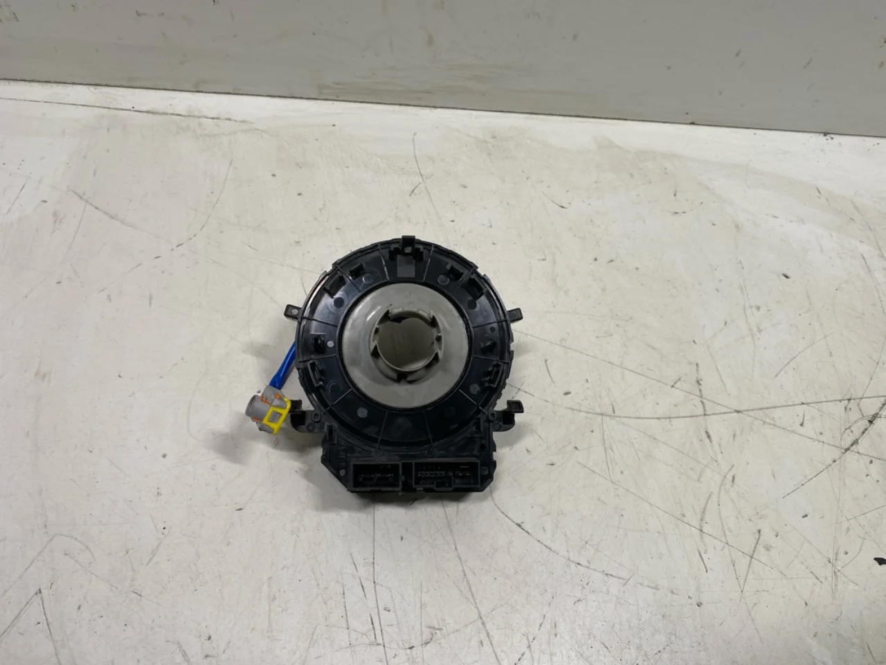 Kia NIRO SG2 2023- Airbag clock spring view 4