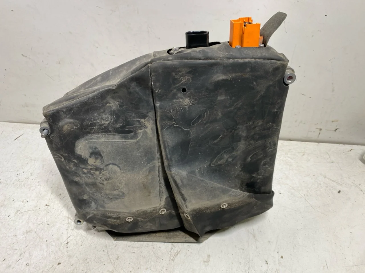 Audi E-TRON, S GE 2019- Voltage converter, battery view 3