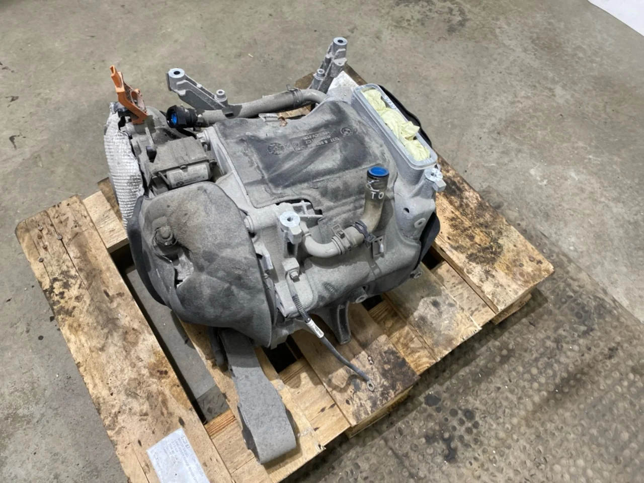 BMW I3 I01 2013-22 Elektromos motor, hátsó view 3