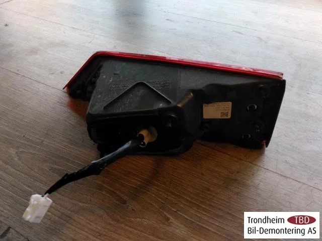 Lexus IS 250/350 2014-20 Right tail light on tailgate, inner view 3