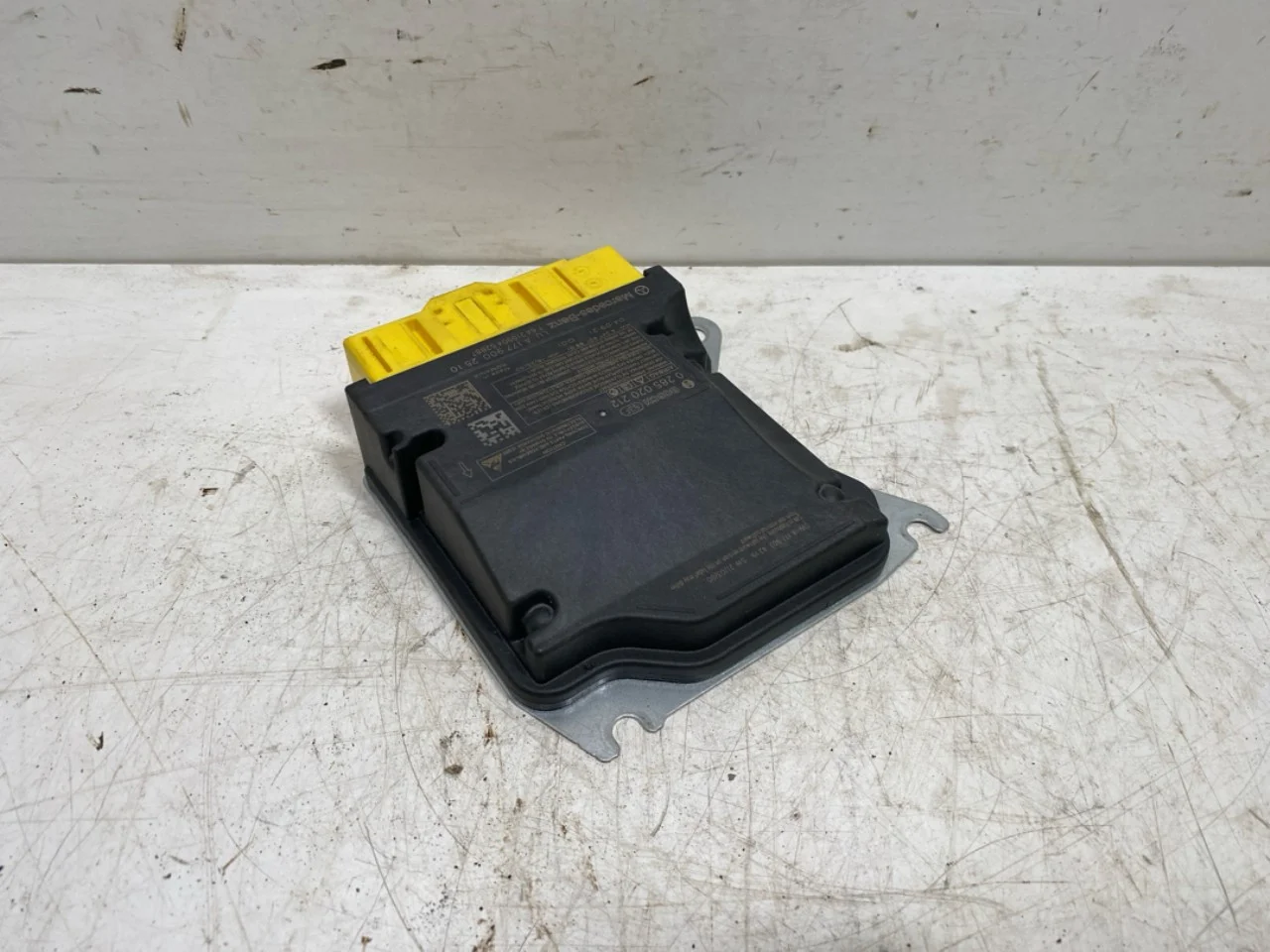 Mercedes EQA H243 2021- Airbag control unit view 2