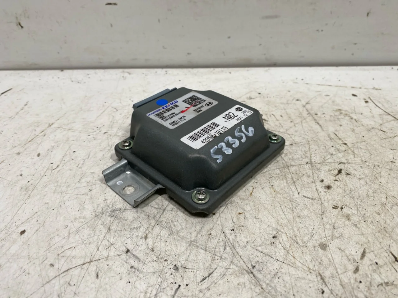 Hyundai IONIQ 5 NE 2022- Control unit, transmission view 3