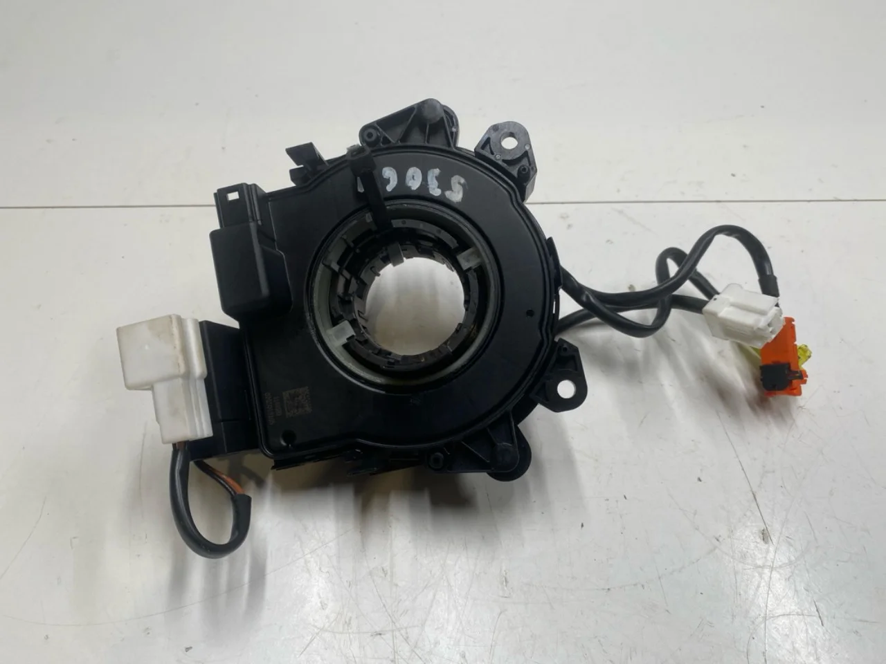 Nissan LEAF 2017-24 Airbag clock spring view 2