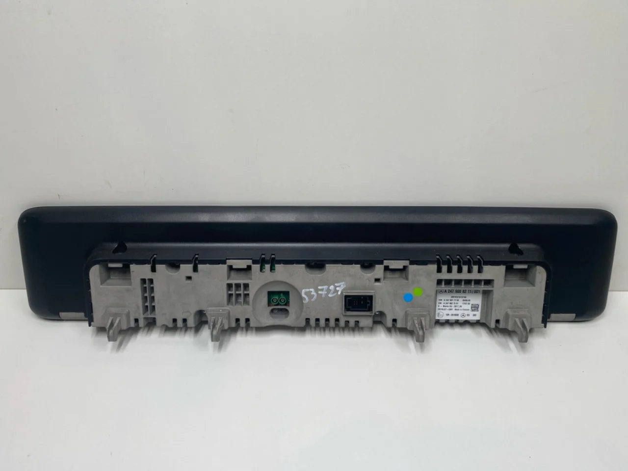 Mercedes EQA H243 2021- Ceasuri bord complete vedere 2
