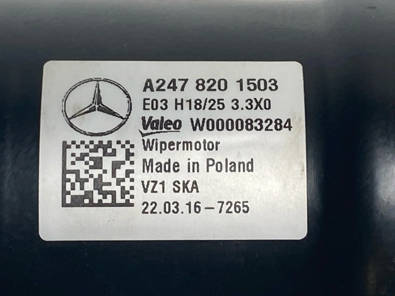 Mercedes EQA H243 2021- Ablaktörlő motor, szélvédő vedere 3