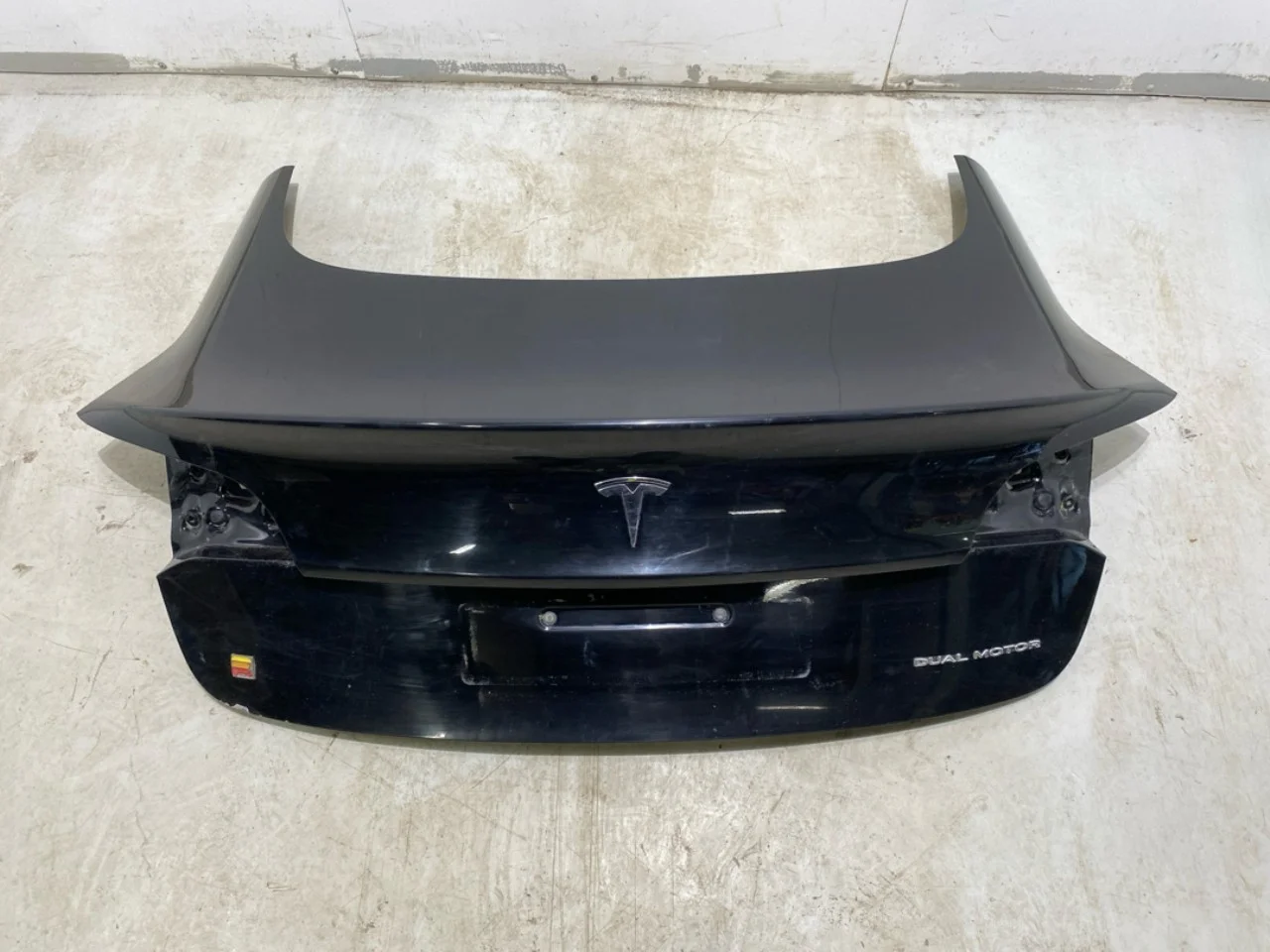 Tesla MODEL 3 2017--> Csomagtérajtó, kombi