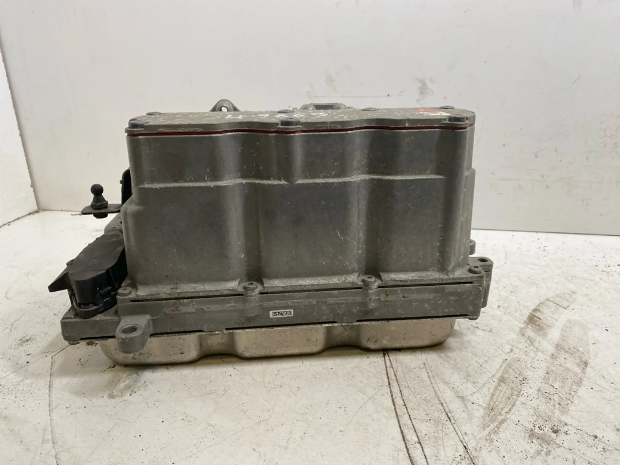 Volkswagen GOLF, E-GOLF VII 2013-20 Invertor, 12-220V vedere 3