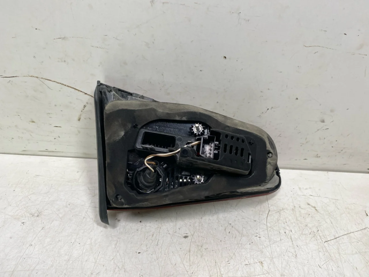 Volkswagen GOLF, E-GOLF VII 2013-20 Right tail light on tailgate, inner view 4