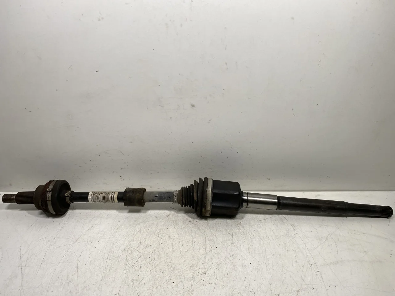 Jaguar I-PACE 2018- Rear right driveshaft