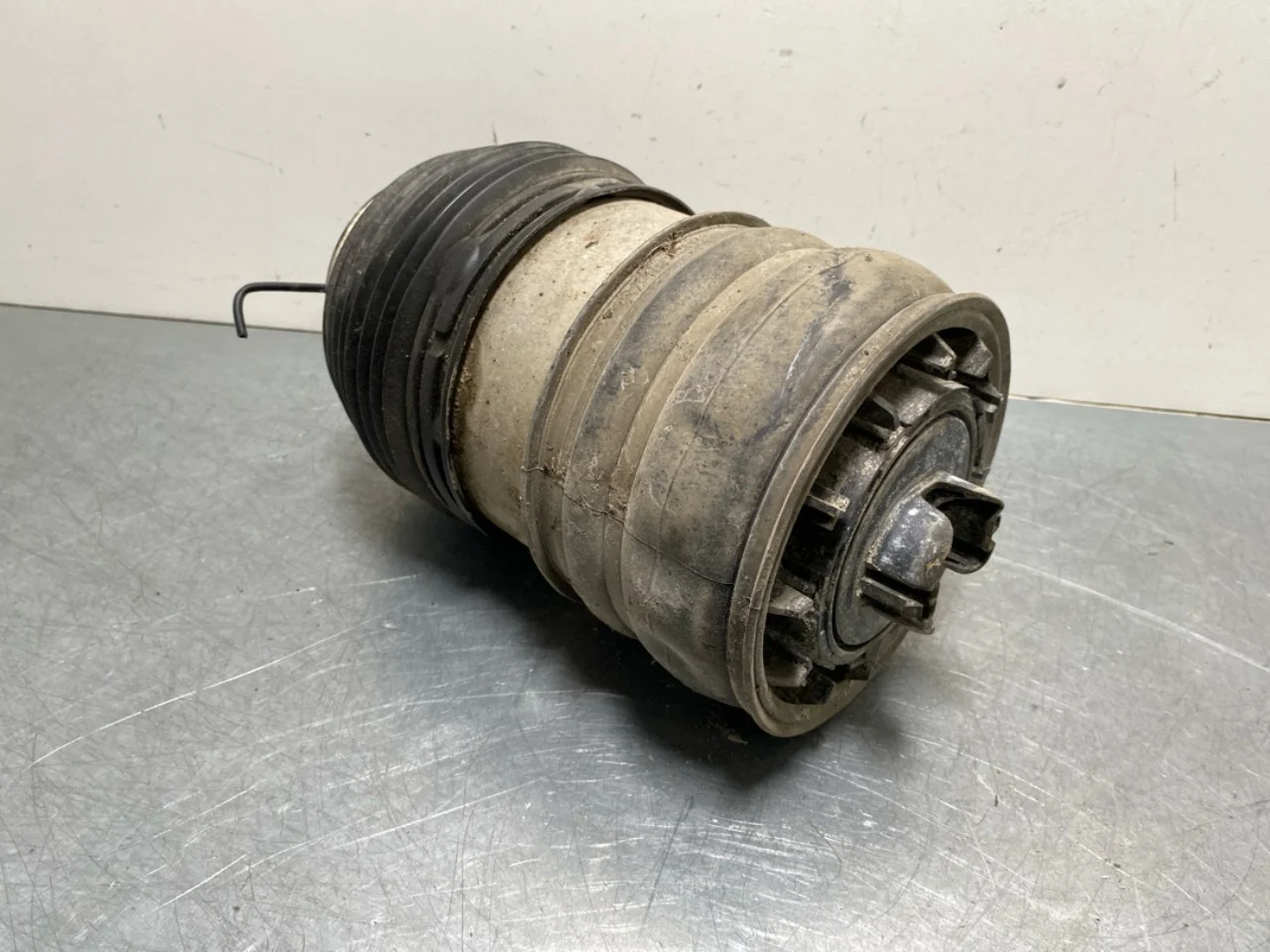 Mercedes EQS V297 2022- Air spring bellows / air cushion, level control