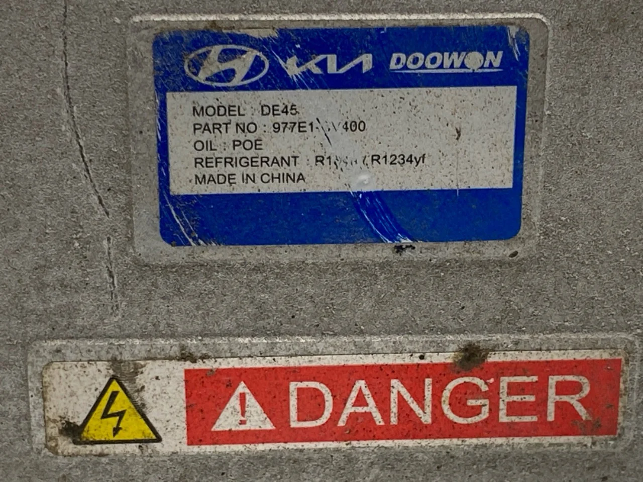 Kia EV6 2022- Klímakompresszor nézet 4