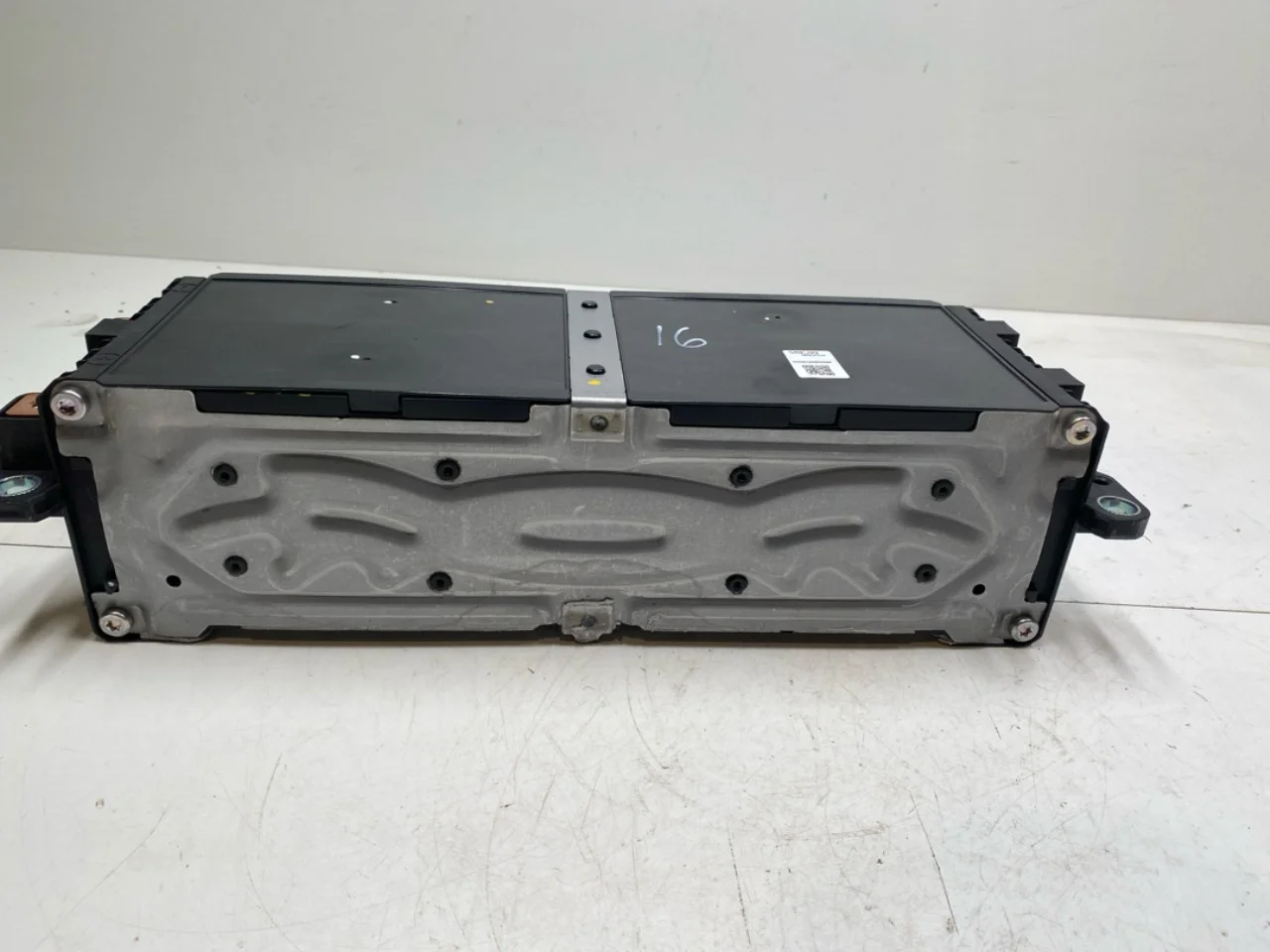 High-voltage battery cell / module view 4