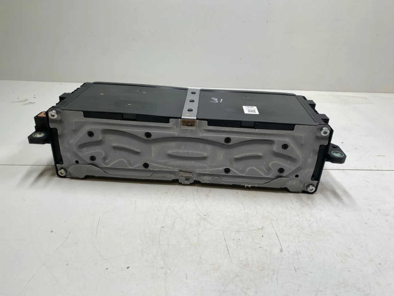 High-voltage battery cell / module view 4