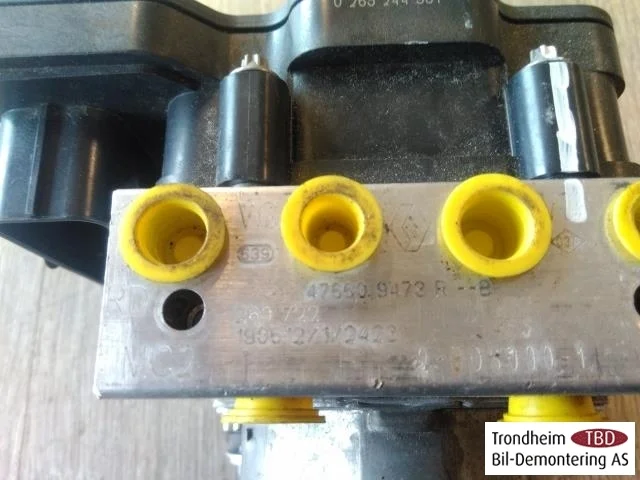Renault ZOE/E- TECH 2013--> ABS hydraulic unit view 2