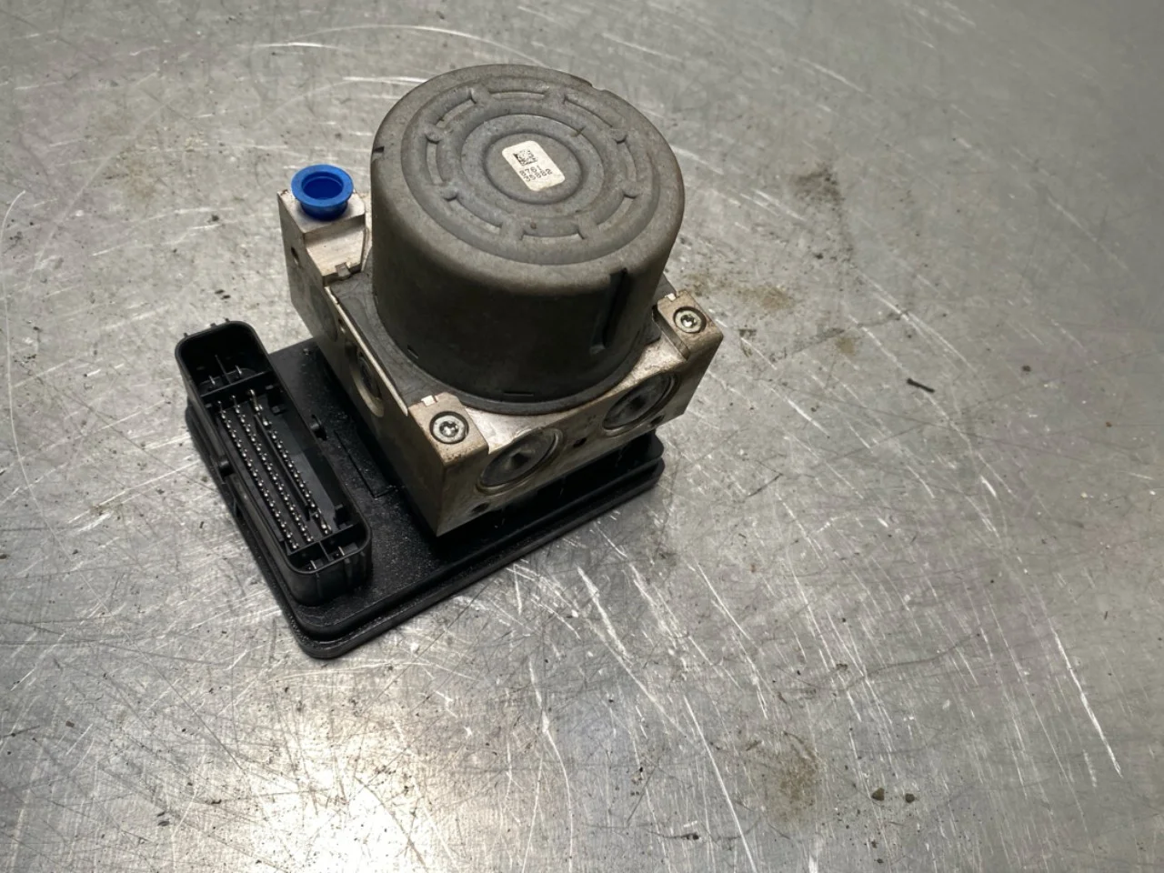 BMW I3 I01 2013-22 Unitate hidraulică ABS vedere 3