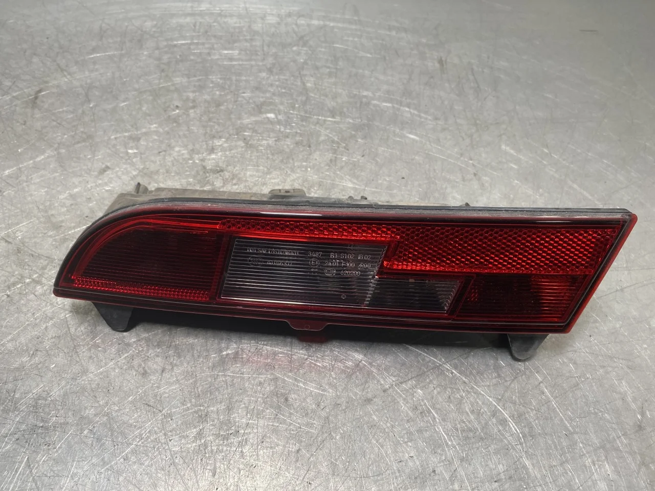 BMW I3 I01 2013-22 Hátsó lámpa, bal