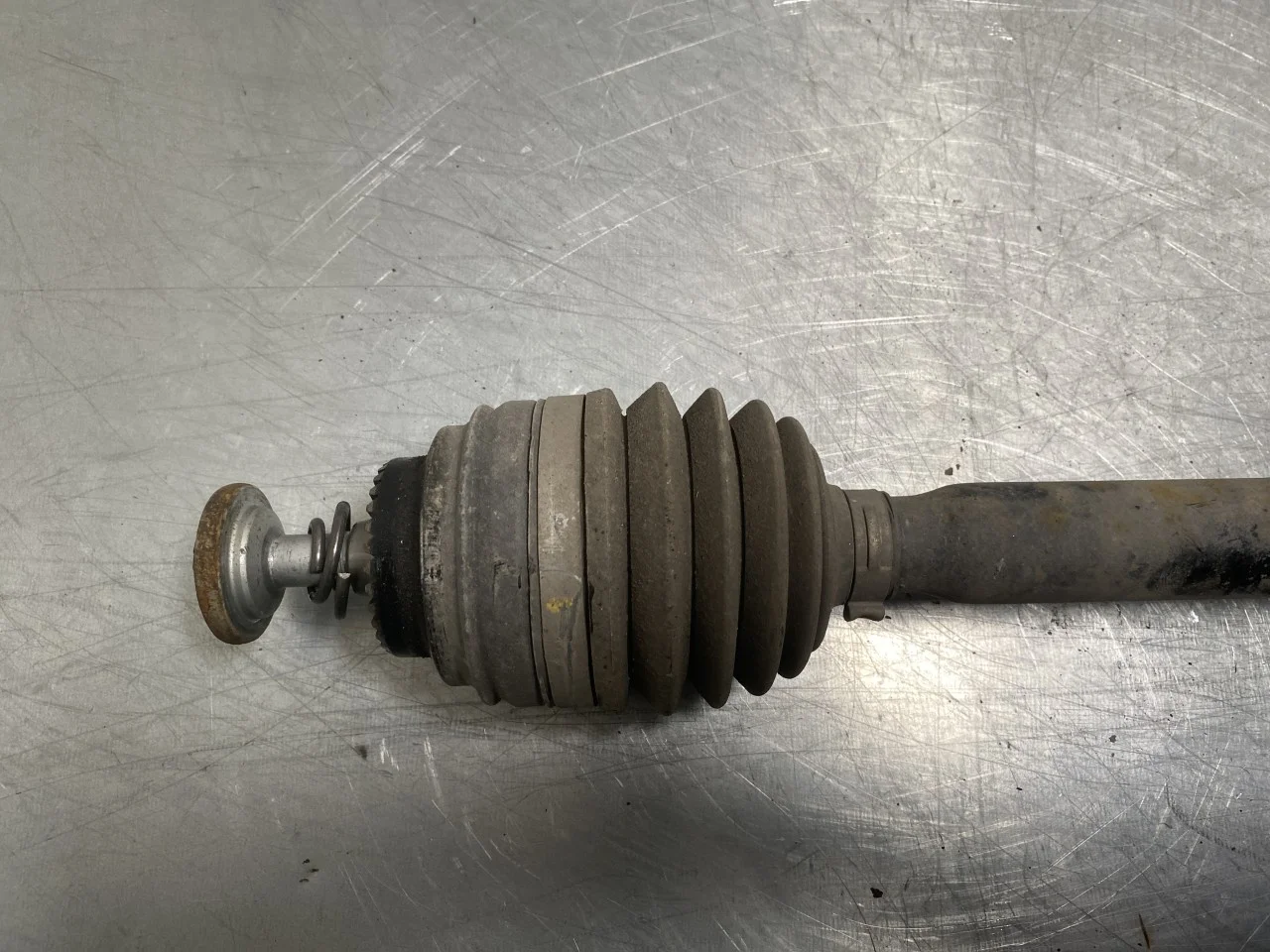 BMW I3 I01 2013-22 Rear right driveshaft view 4