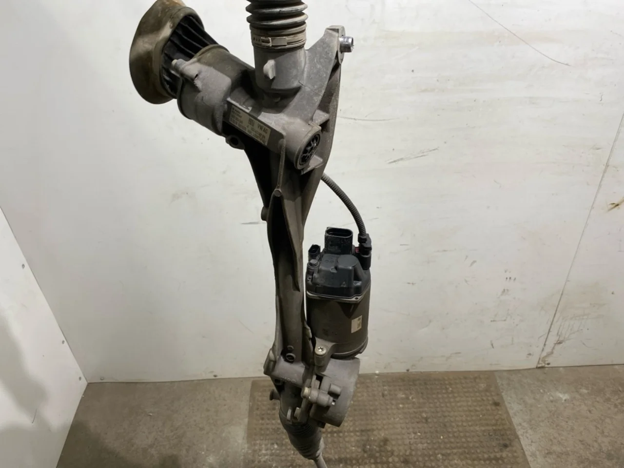 Mercedes EQA H243 2021- Power steering rack, electric view 4
