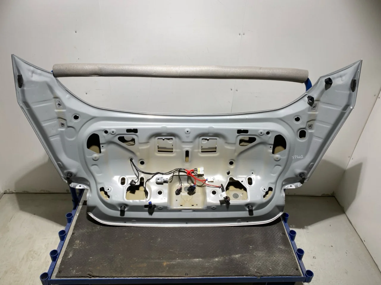 Hyundai IONIQ 6 CE 2023->> Csomagtérfedél (szedán) view 4