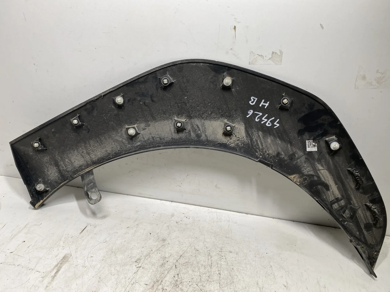 Toyota BZ4X EA10 2022- Ornament pasaj roată vedere 2