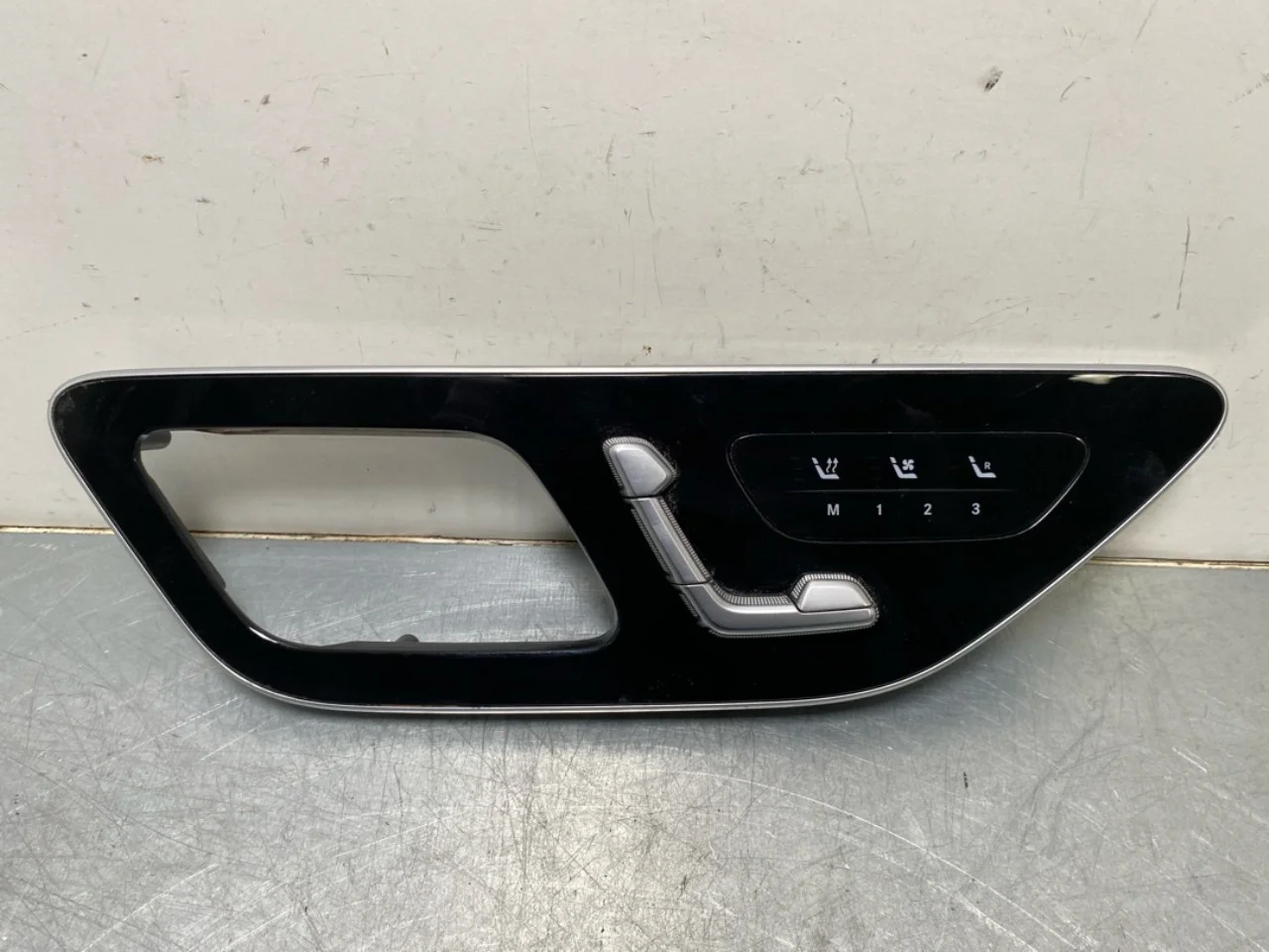 Mercedes EQS V297 2022- Ülésmemória kapcsoló