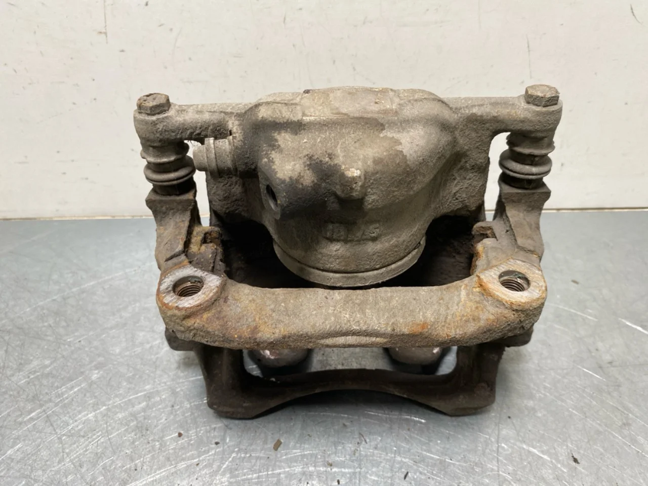 Mercedes B 180-200 W246/W242 2012-19 Etrier frână față stânga vedere 2