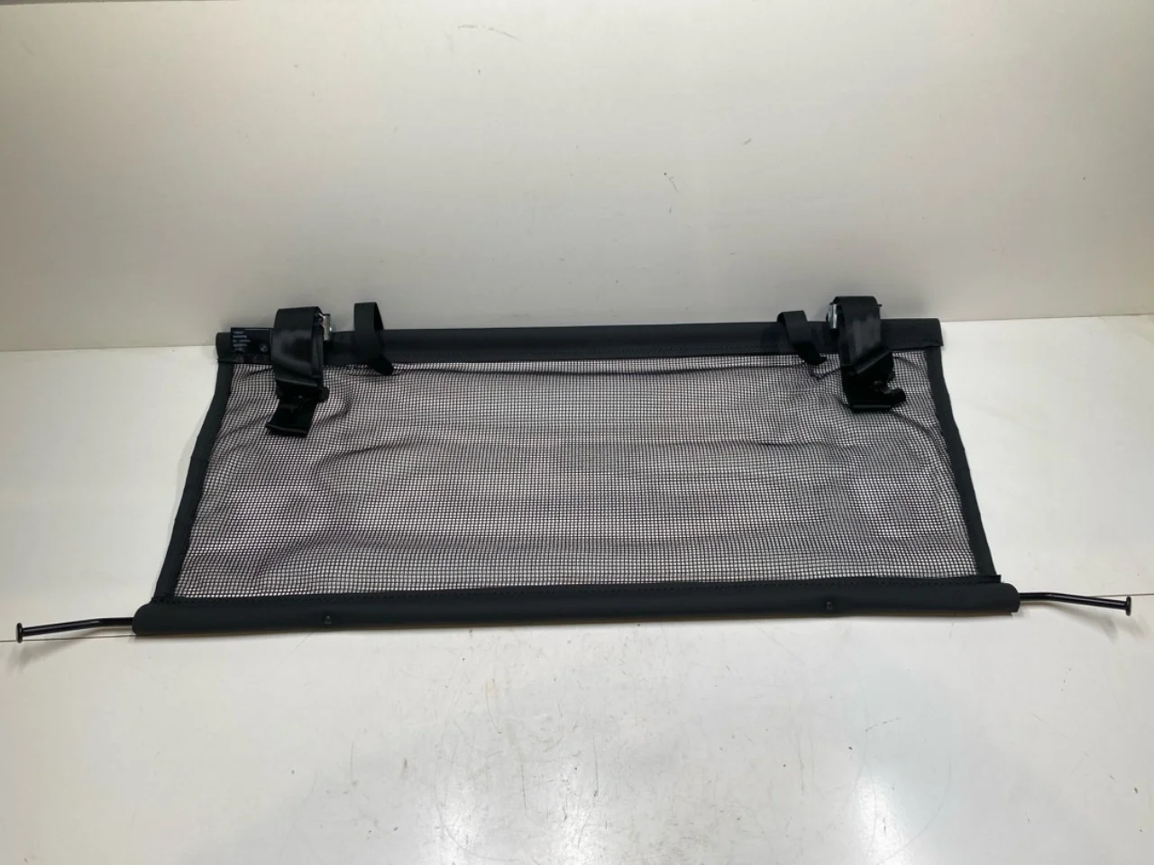BMW IX 2022- Dog guard / partition grille / box view 2