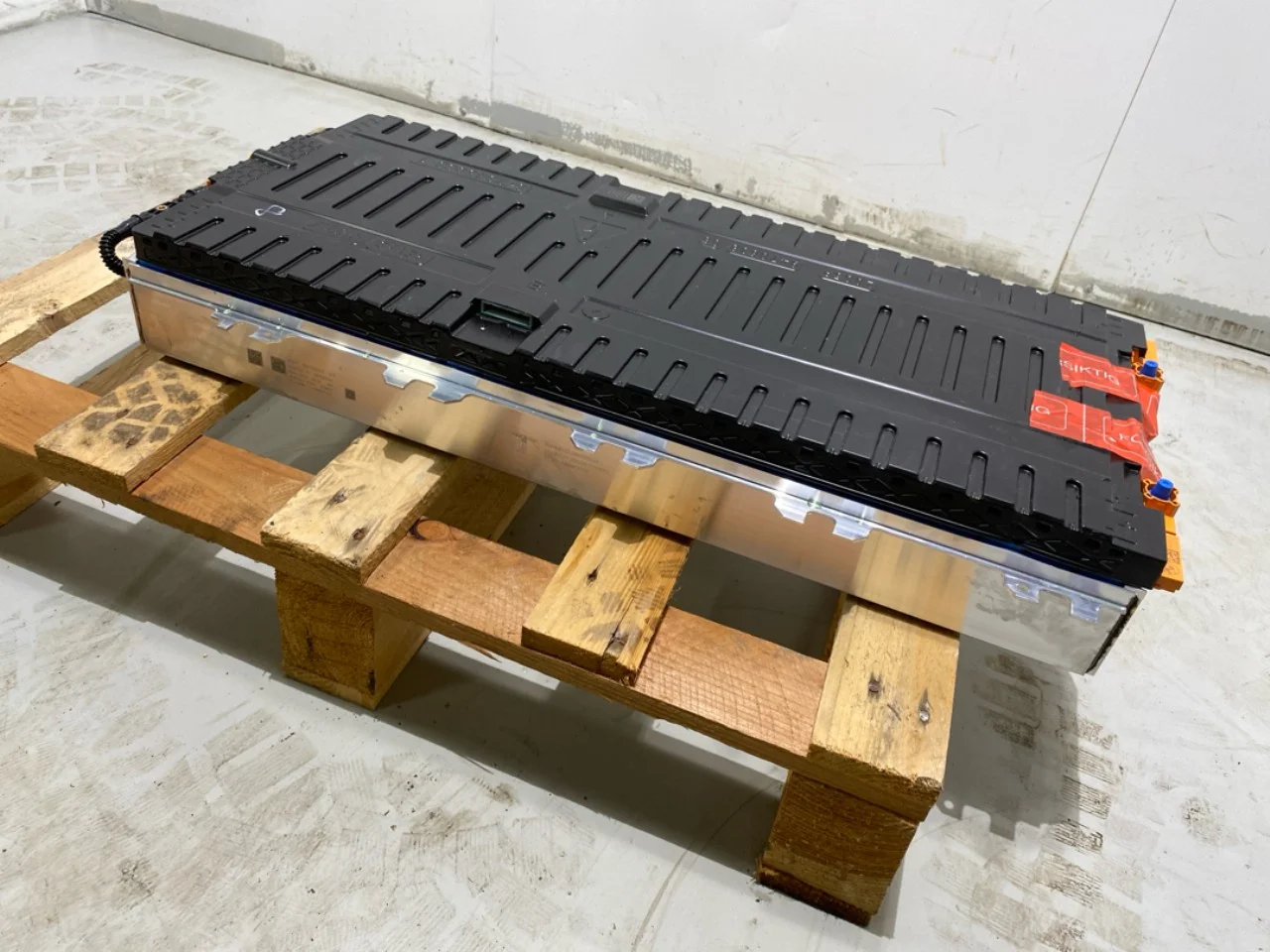 BMW IX 2022- Celulă / modul baterie de înaltă tensiune vedere 2