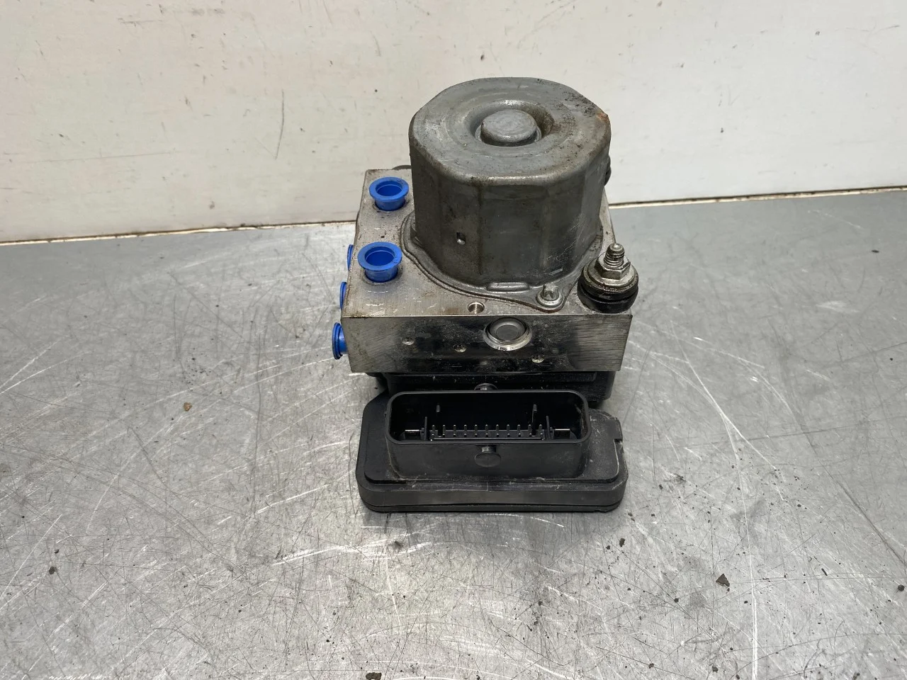 Mercedes B 180-200 W246/W242 2012-19 ABS hydraulic unit
