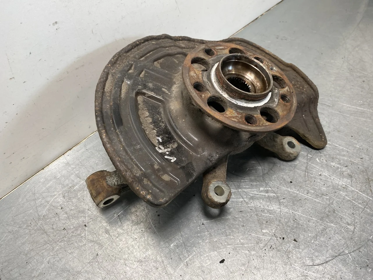 Mercedes B 180-200 W246/W242 2012-19 Csonkállvány, bal első vedere 2