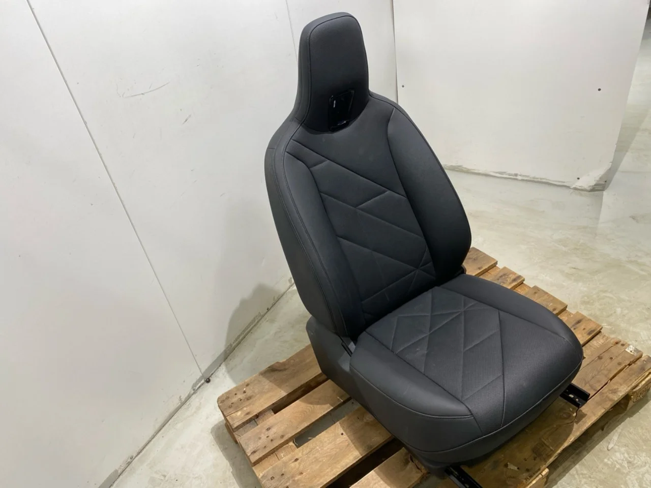 BMW IX 2022- Ülés, első, jobb vedere 3