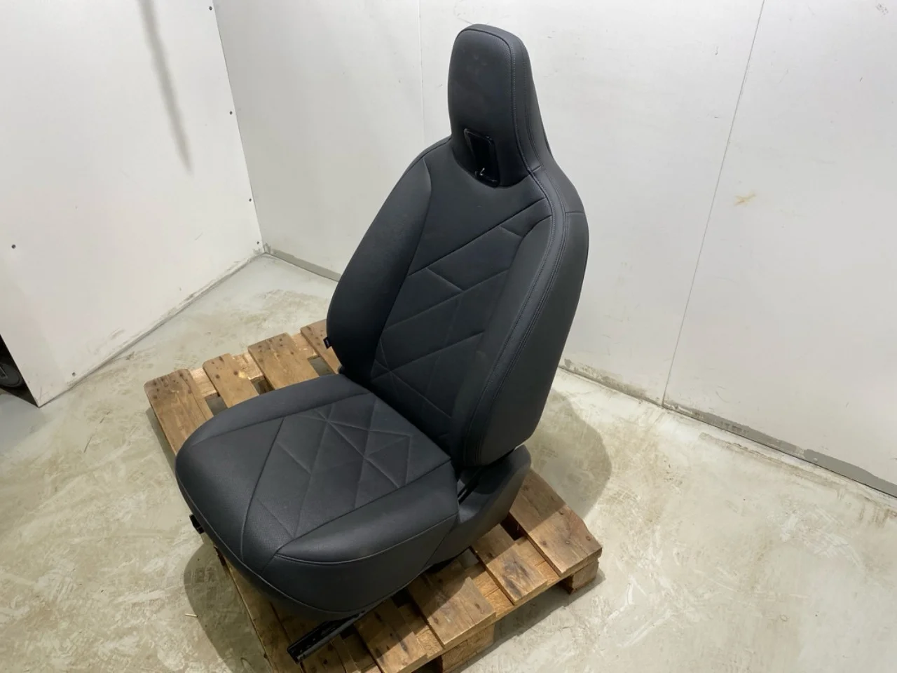 BMW IX 2022- Ülés, első, bal vedere 3