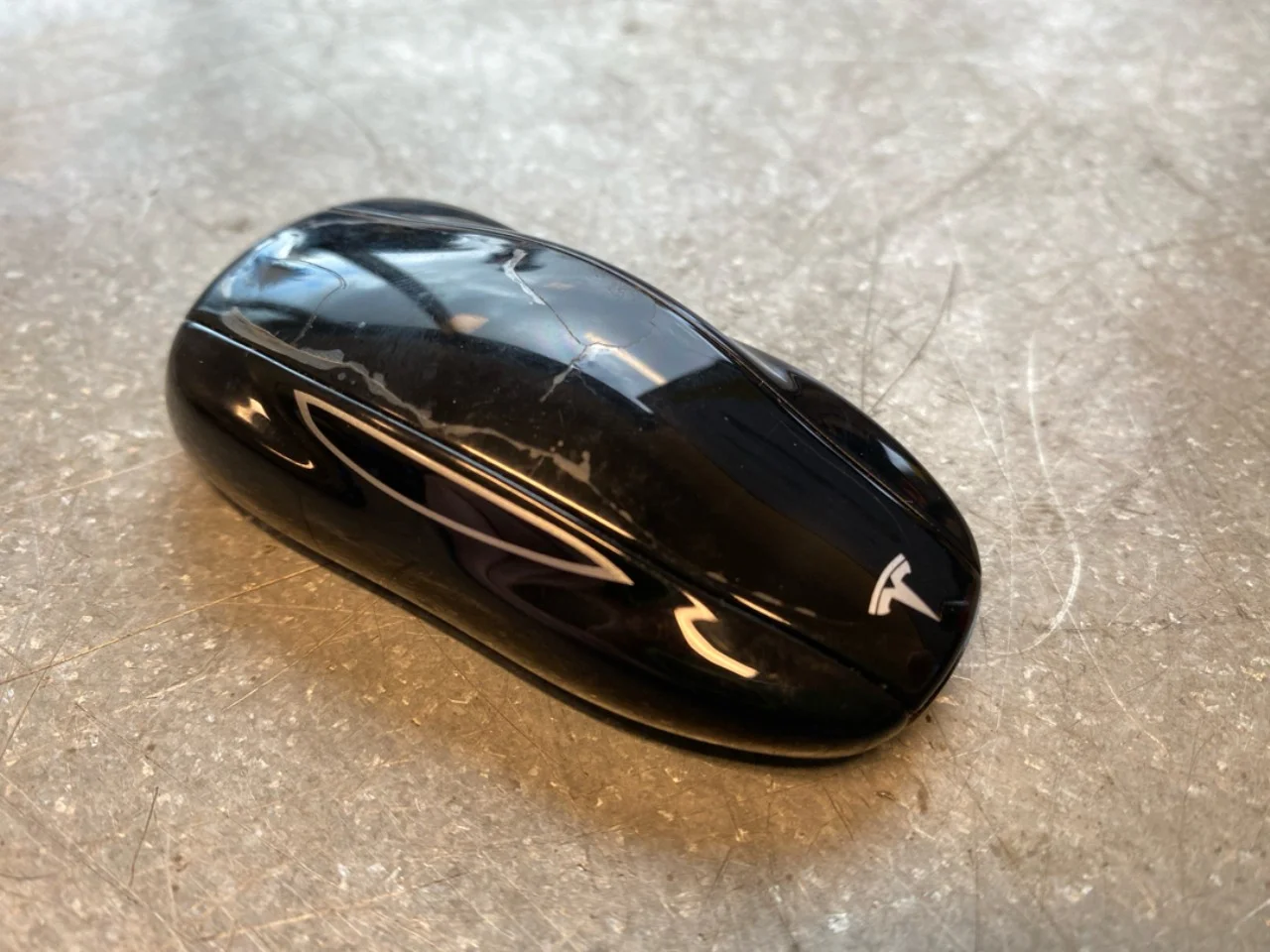 Tesla MODEL S 2013- Remote control, central locking / alarm