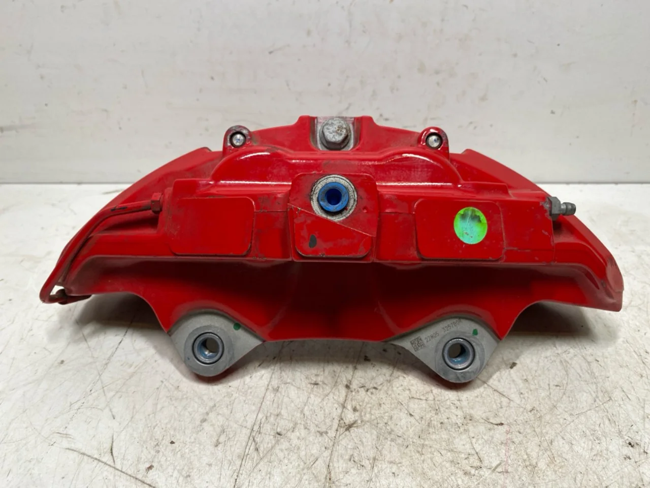 Ford MUSTANG MACH-E 2021- Front right brake caliper view 3