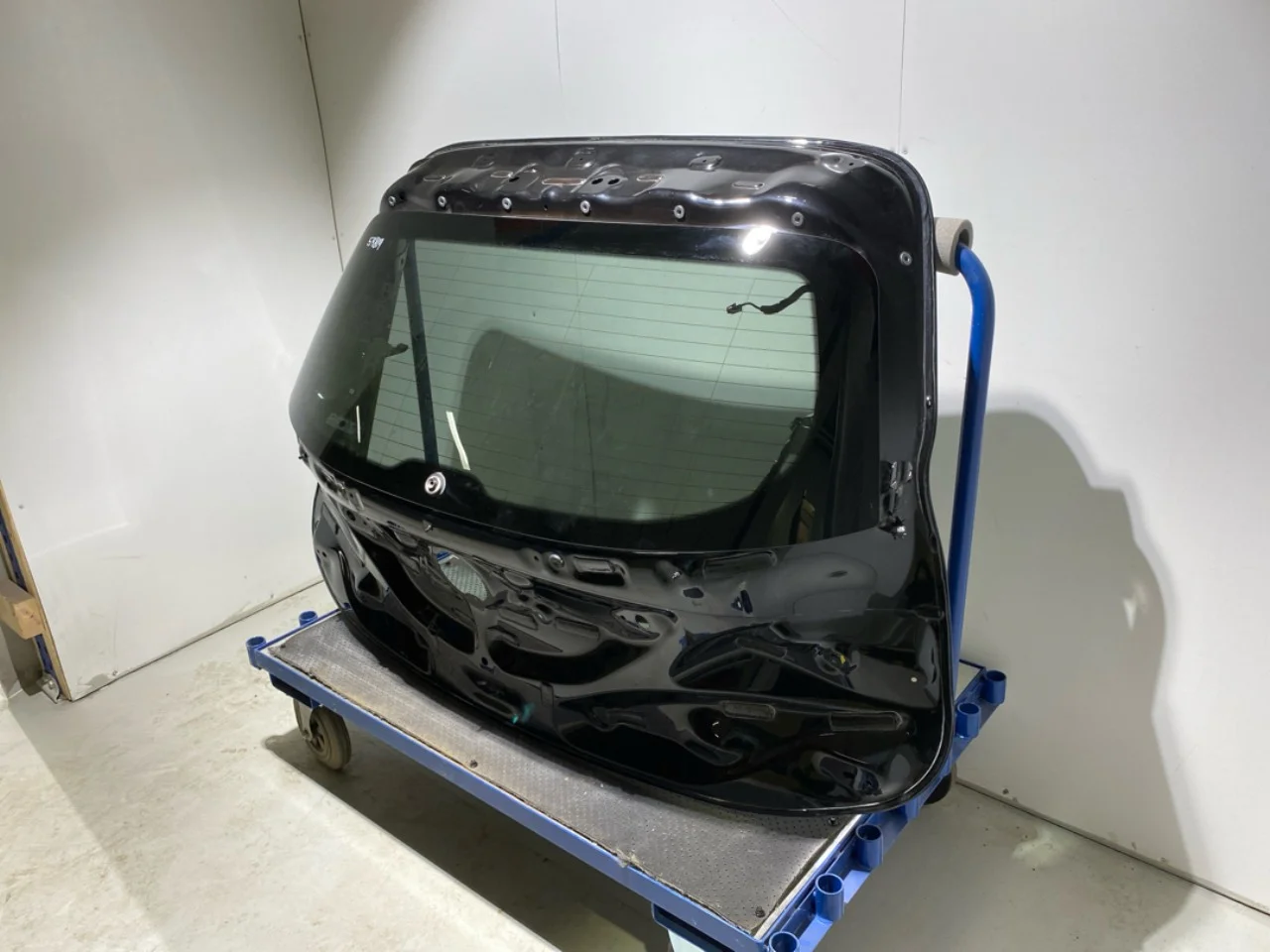 BMW IX 2022- Tailgate, estate view 2