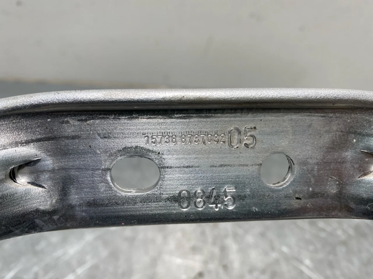BMW IX 2022- Upper front panel view 3
