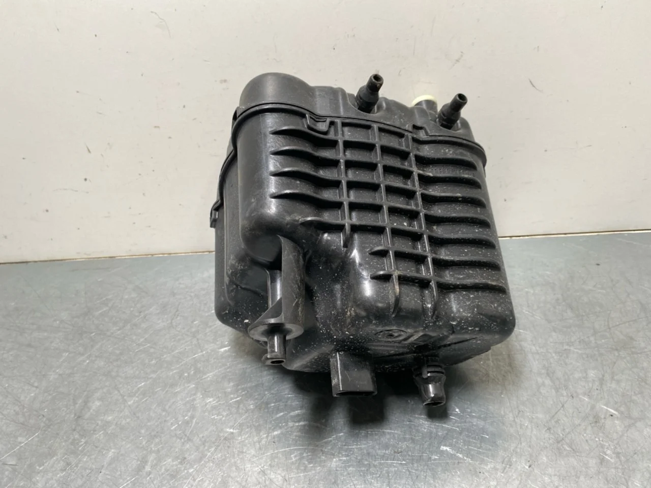 BMW IX 2022- Expansion tank view 3