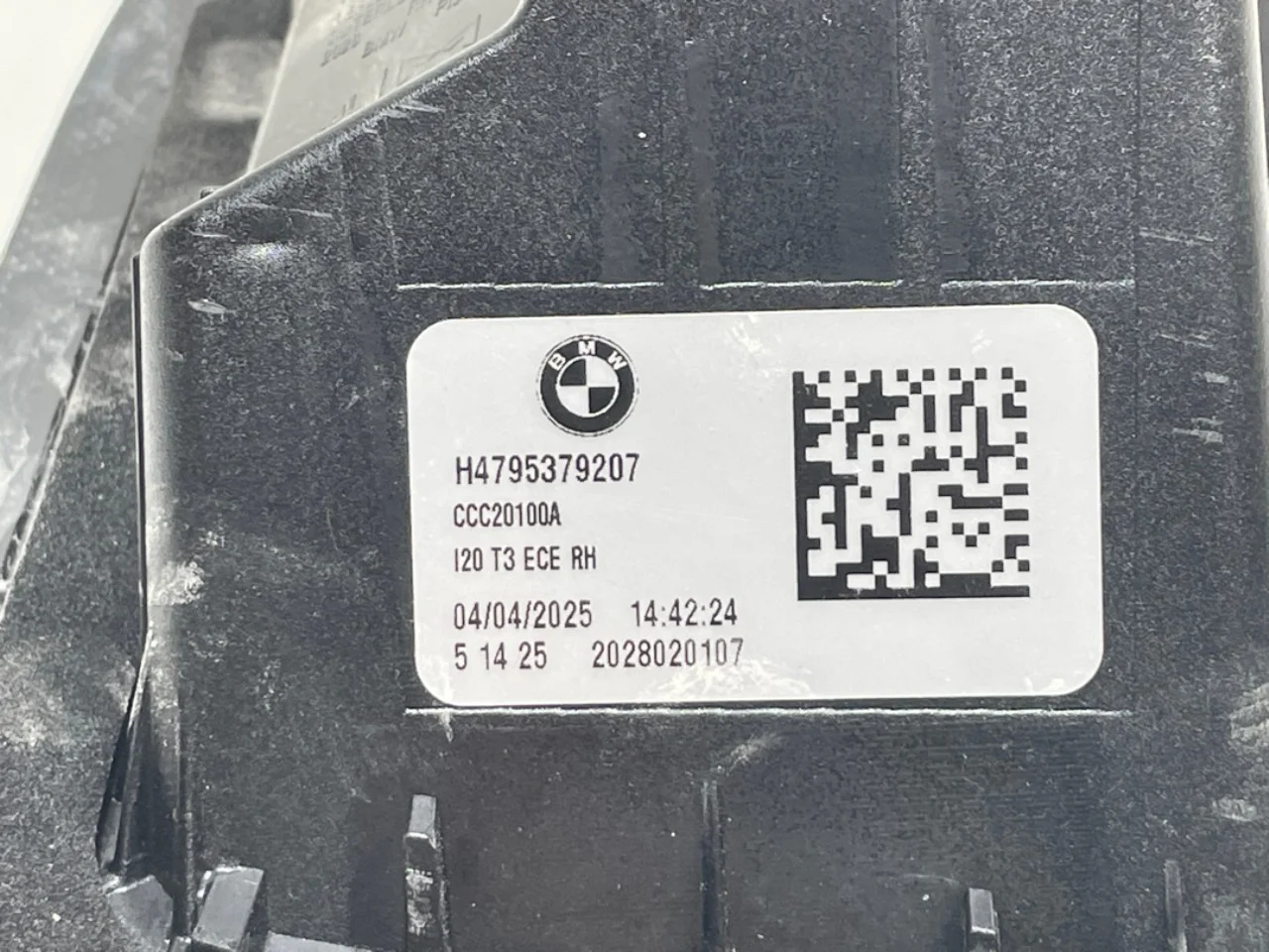 BMW IX 2022- Lampă spate dreapta pe hayon, interioară vedere 4