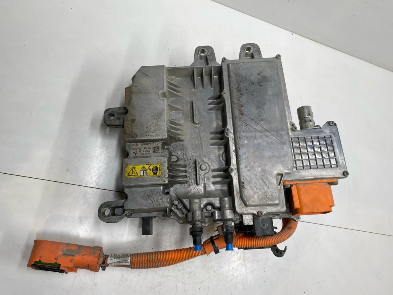 BMW I3 I01 2013-22 Akkumulátortöltő nézet 3