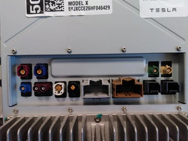 Tesla MODEL X 2016- Multifunkciós kijelző vedere 4