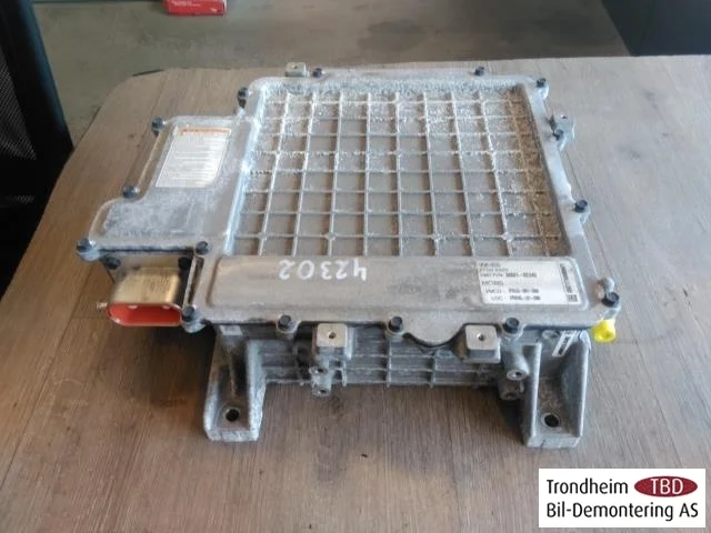 Kia SOUL 2009- Inverter, 12-220V