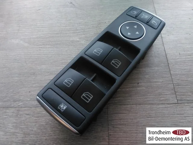 Tesla MODEL S 2013- Ablakemelő kapcsoló