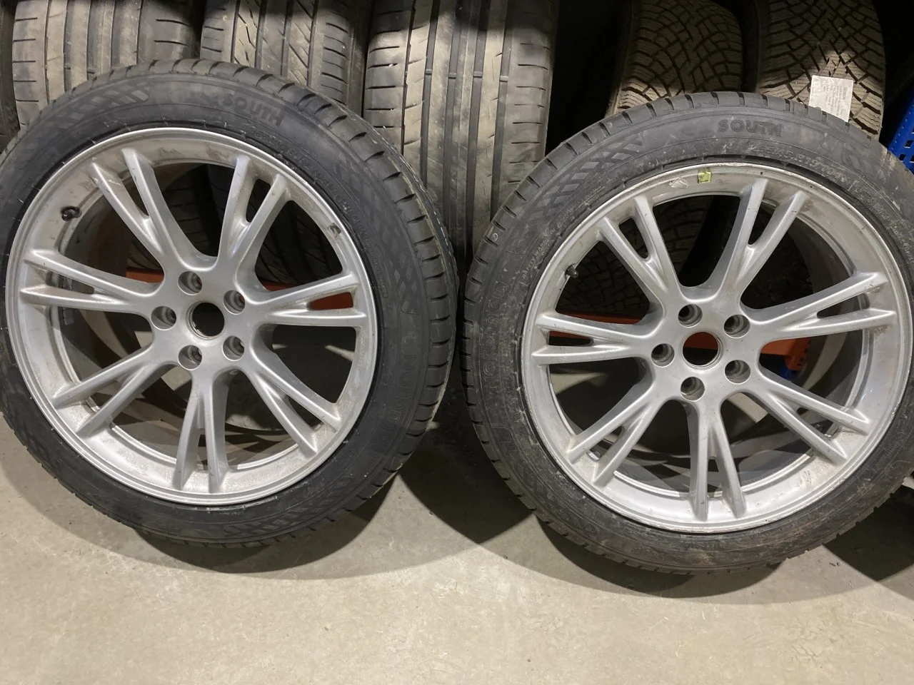 Tesla MODEL Y 2021- Kerék nézet 3
